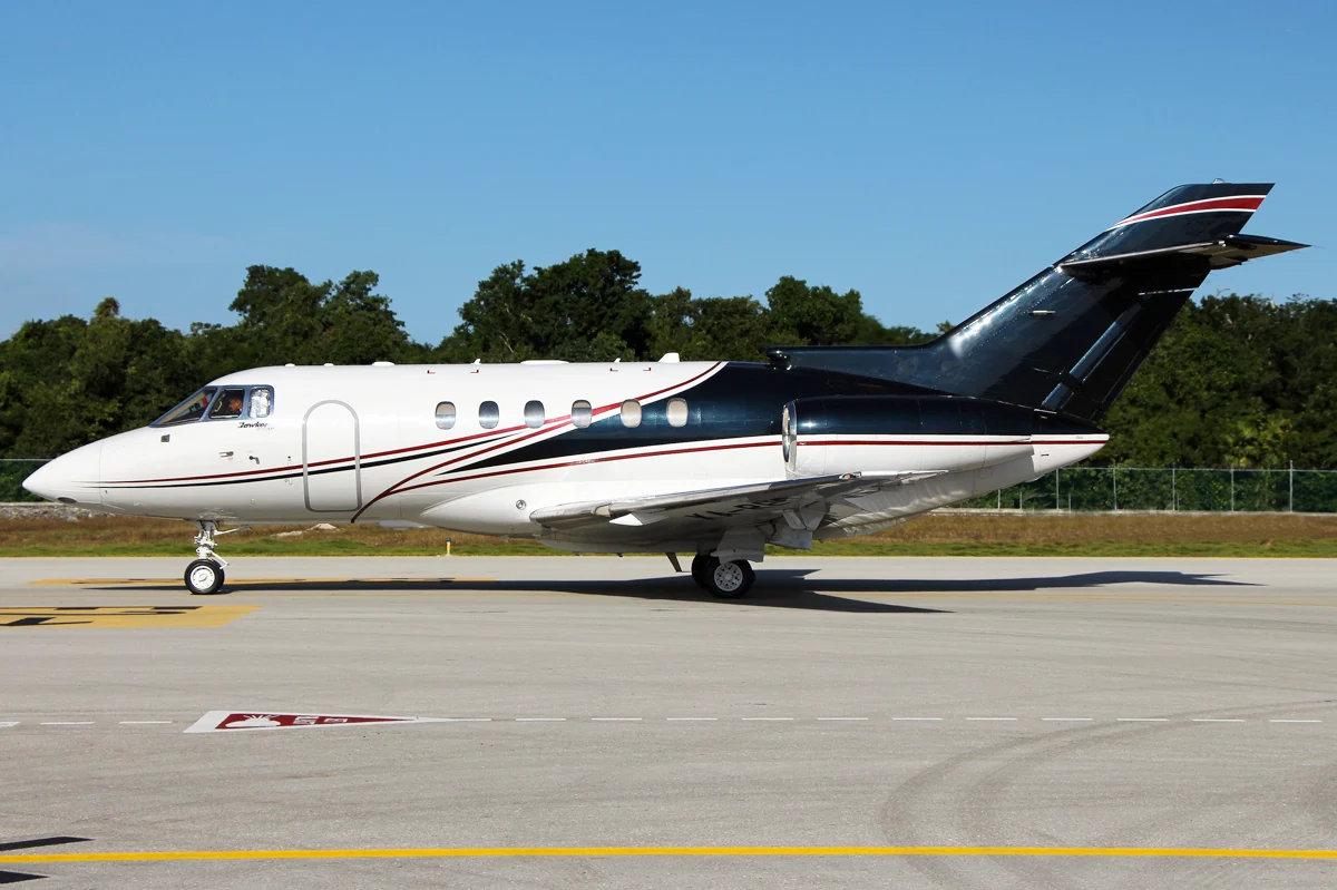Vista exterior del Hawker 800XP